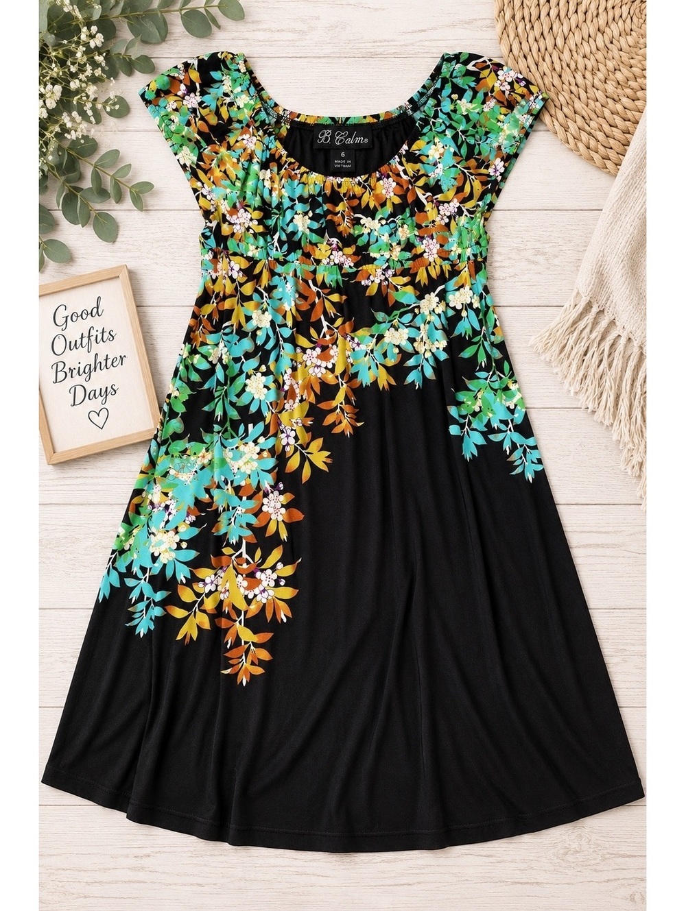 B. Calm Women’s Size 6 Black Floral Empire Waist Cap Sleeve Swing Dress